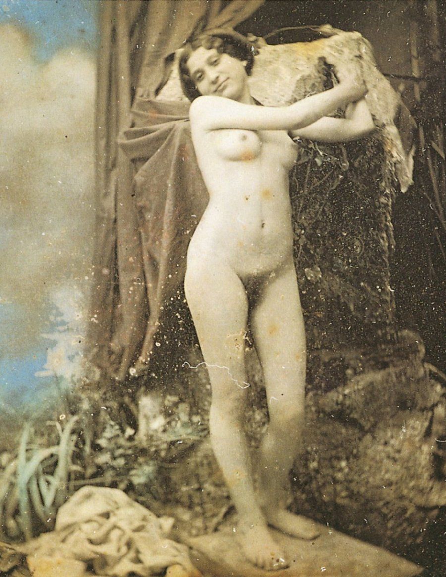 исторические голая девушка фото фото 4