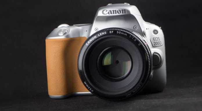Canon EOS 200D - обзор самой компактной зеркалки